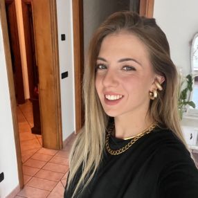Linda, Babysitter a Caltana