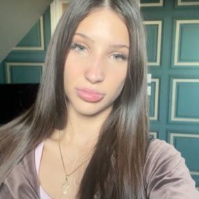 Giulia, Babysitter a San Pietro di Feletto