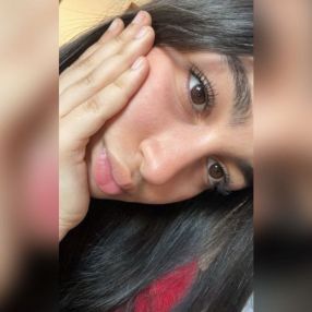 Aya, Babysitter a Cavezzo
