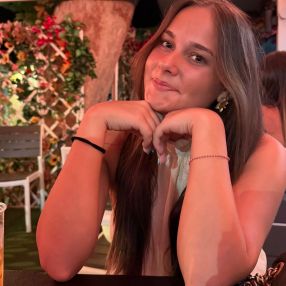 Vanessa, Babysitter a Medesano
