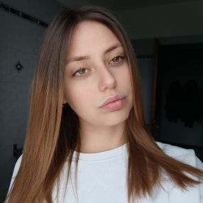 Gloria, Babysitter a Pavone del Mella