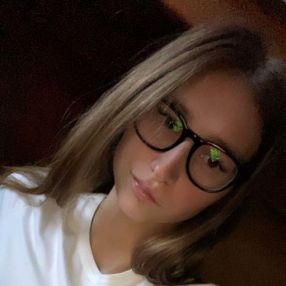 Noemi, Babysitter a Roveré della Luna