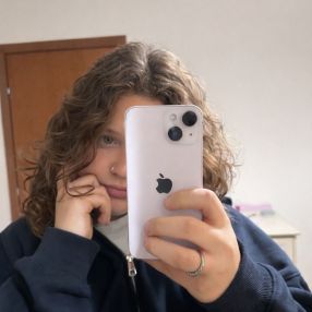 Azzurra, Babysitter a Provincia di Ferrara
