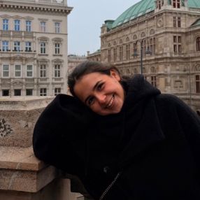 Silvia, Babysitter a Montevarchi