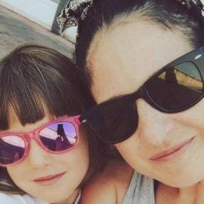 Alessandra, Famiglia a Bari