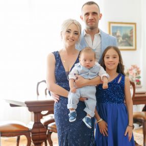 Andreea, Family in Provincia di Cuneo