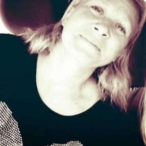 Antonella, Babysitter a Spineda