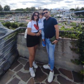 Rosa, Famiglia a Pieve Emanuele