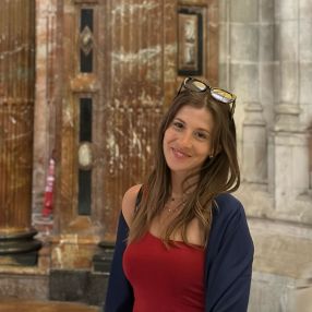 Francesca, Babysitter in Ivrea