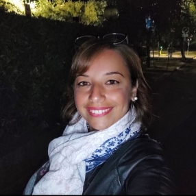 Nisrin, Babysitter in Corciano
