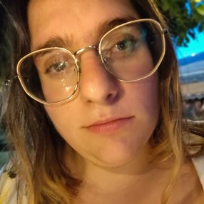 Alessia, Babysitter a Bonate Sotto