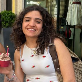 Emma, Babysitter a Porto Recanati