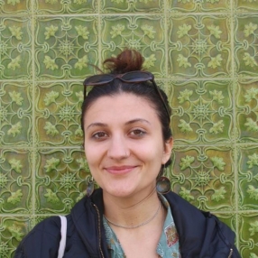 Cecilia, Babysitter a Cigliano