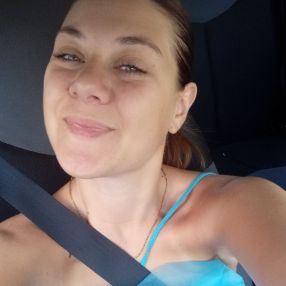 Elisa, Babysitter a Puglia