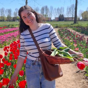 Delia, Babysitter a Stresa
