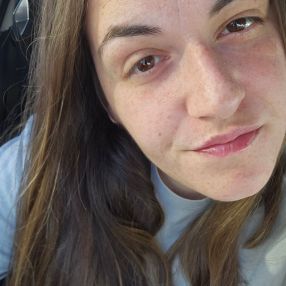 anna, Babysitter a Provincia di Latina