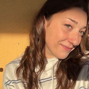 Vittoria, Babysitter in Piazzola