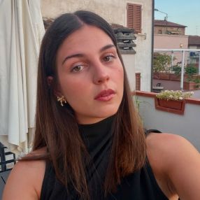 Alessia, Babysitter a Ponte Buggianese