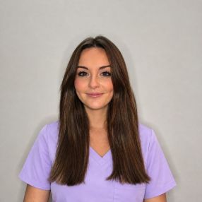 Elena, Babysitter a Rivoli