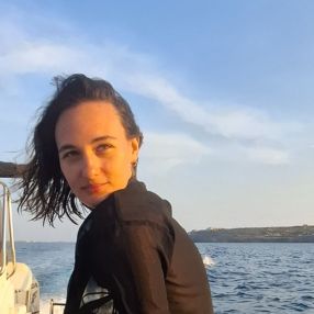 Valentina, Babysitter a Nova Milanese