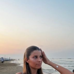 Greta, Babysitter a Vigliano Biellese