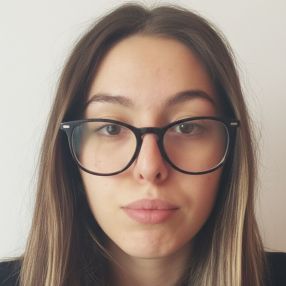 Gaia Stella, Babysitter a Motta