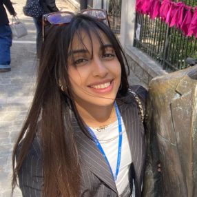 Wahiba, Babysitter a Pontinia