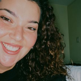 Aurora, Babysitter a Podenzano