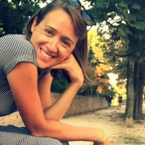 Sara, Babysitter a Zero Branco