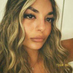 Lucrezia, Babysitter a Casaluce