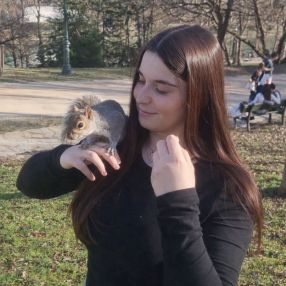 Matilda, Babysitter a Passirano
