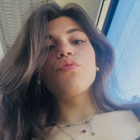 Alicia, Babysitter a Salzano