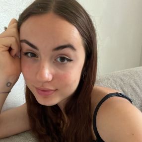 Gloria, Babysitter a Zogno