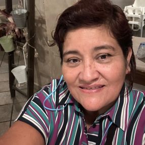 Silvia, Babysitter a Carcare