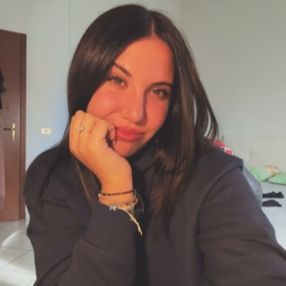 Miriana, Babysitter in Vecchiano
