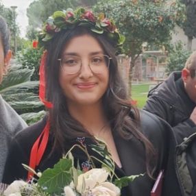 Lisa, Babysitter in Nuoro