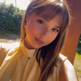 Antonella, Babysitter a Atella