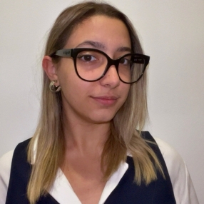 Melissa, Babysitter a Puglia