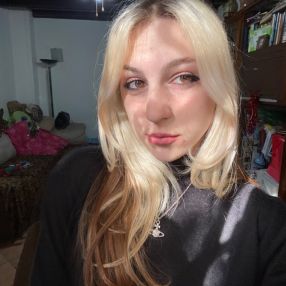 Julie, Babysitter a Laghetto