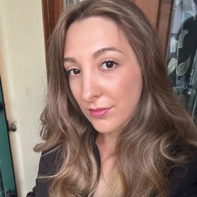 Ambra, Babysitter a San Mauro A Mare
