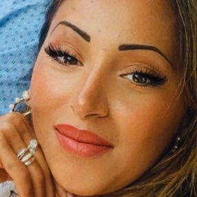 Hakima, Babysitter a Trieste