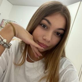 Micol, Babysitter a Villa Bartolomea