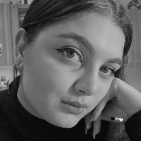 Rebecca, Babysitter a Pulsano