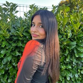 Katherina, Babysitter a Quartiere Sarmazzano