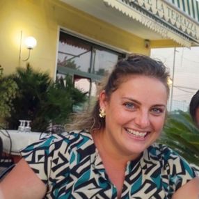 Susy, Babysitter a Casalnuovo di Napoli