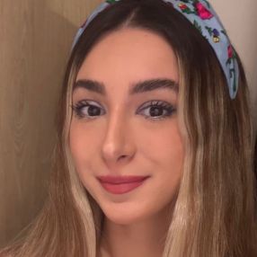 Melina, Babysitter a Novate Milanese