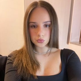 Arianna, Babysitter a Gazzada Schianno