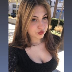 Simona, Babysitter a Gorla Minore