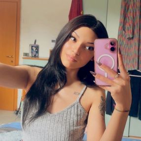 Virginia, Babysitter in Calderara di Reno