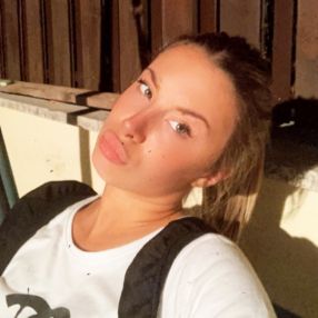 Carola, Babysitter a Rocca di Papa